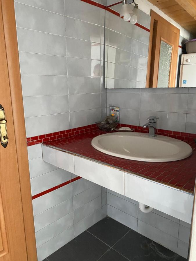 Maison De Vacances Avec Grande Terrasse Ombragee Holiday home